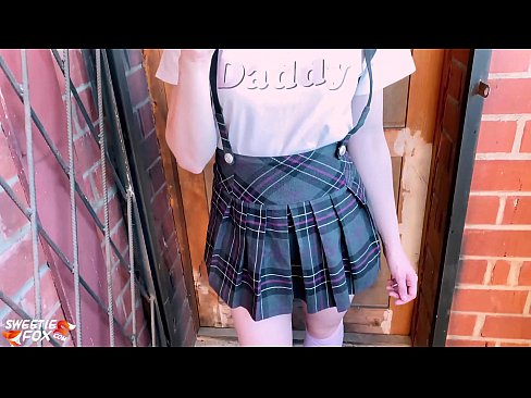 ❤️ Schoolgirl Sucks a dick gu domhainn agus fucks an àite clasaichean. ☑  Porno  leinn gd.drpornofilme.ru ❌❤