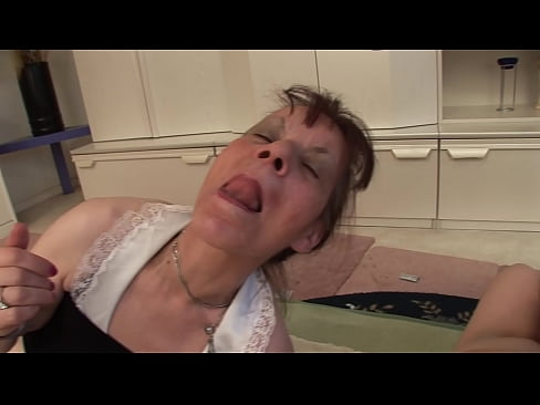 ❤️ Tha triùir aig dà sheanmhair agus aon sheanair ☑ Porno leinn gd.drpornofilme.ru ❌❤