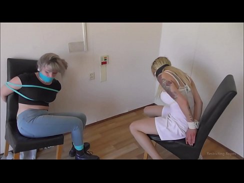 ❤️ Tràilleach / ceangailte agus gagged / nighean ann an àmhghar ☑ Porno leinn gd.drpornofilme.ru ❌❤